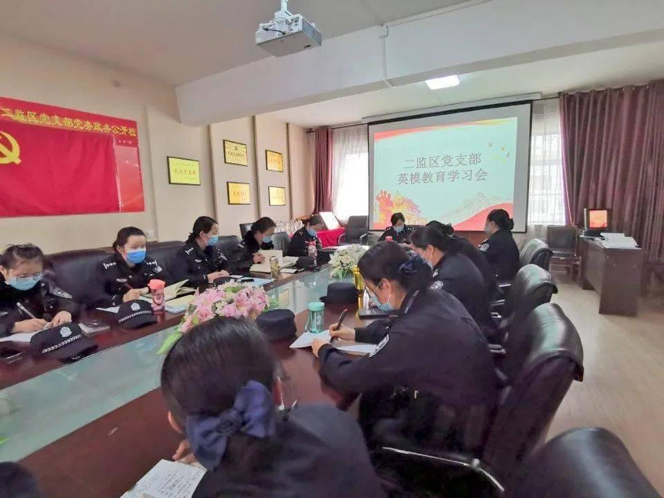 渔家人儿在海边